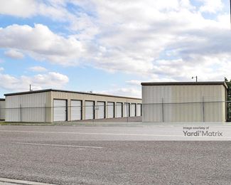 Photo 3 of Alamo Stock-Lock - 1401 West Duranta Avenue, Alamo, TX