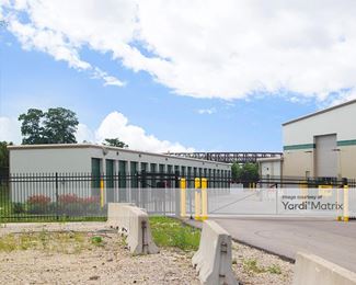 Photo 2 of Extra Space Storage - 201 South Virginia Road, Crystal Lake, IL