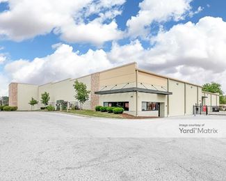 Photo 4 of Uplift Self Storage - 275 East Drexel Avenue, Oak Creek, WI