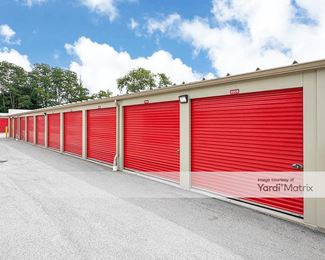 Photo 5 of Uplift Self Storage - 275 East Drexel Avenue, Oak Creek, WI
