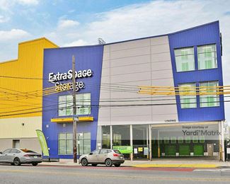 Photo 3 of Manhattan Mini Storage - 651 Utica Avenue, Brooklyn, NY