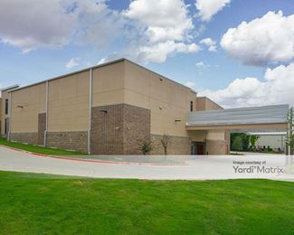 Photo 3 of Stor Self Storage - 750 Davis Blvd, Southlake, TX