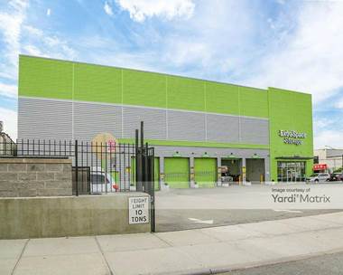 Storage Units for Rent available at 34-09 College Point Blvd, Flushing, NY 11354