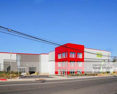 Storage Units for Rent available at 1007 Jersey Avenue, New Brunswick, NJ 08901