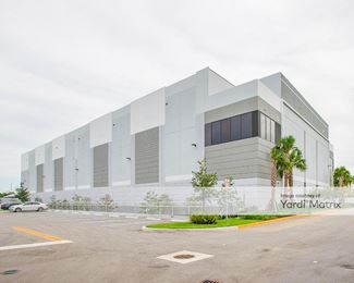 Photo 2 of Extra Space Storage - 4191 West Hillsboro Blvd, Coconut Creek, FL