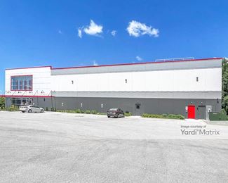 Photo 4 of CubeSmart Self Storage - 7605 South Quincy Street, Willowbrook, IL