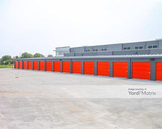 Photo 3 of Public Storage - 18910 Bedford Avenue, Elkhorn, NE