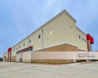 Photo 1 of Public Storage - 5760 Bunker Hill Road, Garland, TX