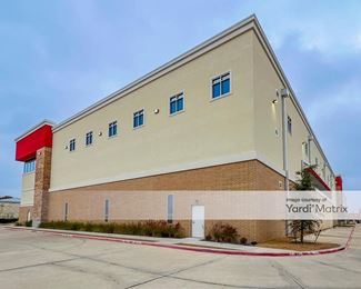 Photo 3 of Public Storage - 5760 Bunker Hill Road, Garland, TX