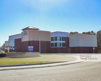 Photo 2 of Ocean Storage - 31 Volvo Pkwy, Chesapeake, VA