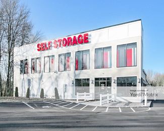 Photo 3 of CubeSmart Self Storage - 811 Newfield Street, Middletown, CT