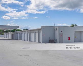 Photo 3 of Extra Space Storage - 235 South Courtenay Pkwy, Merritt Island, FL