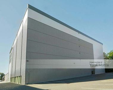 Storage Units for Rent available at 174 Route 17 North, Rochelle Park, NJ 07662