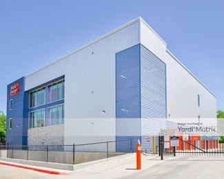 Photo 5 of Public Storage - 12215 Starcrest Drive, San Antonio, TX