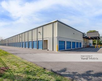 Photo 3 of Prime Storage - 1500 Elmwood Avenue, Cranston, RI
