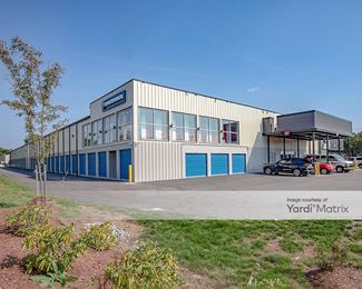 Photo 5 of Prime Storage - 1500 Elmwood Avenue, Cranston, RI