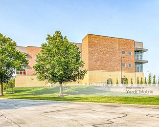 Photo 3 of Public Storage - 1420 NE Douglas Street, Lee's Summit, MO