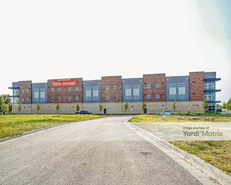Photo 4 of Public Storage - 1420 NE Douglas Street, Lee's Summit, MO