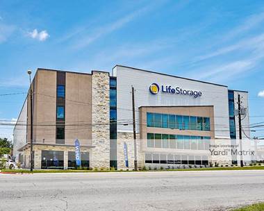 Storage Units for Rent available at 2009 Airport Blvd, Austin, TX 78722