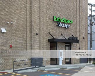 Photo 3 of Extra Space Storage - 3005 Chester Avenue, Cleveland, OH
