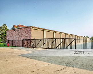 Photo 3 of StorTropolis Self Storage - 3140 NW Jefferson Street, Blue Springs, MO