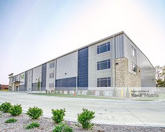 Photo 2 of Public Storage - 715 SW Highway 7, Blue Springs, MO