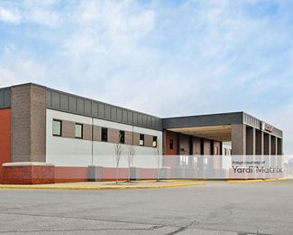 Photo 4 of Devon Self Storage - 4111 Plainfield Avenue NE, Grand Rapids, MI
