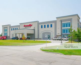 Photo 3 of StorageMax Baton Rouge - 10098 Bluebonnet Blvd, Baton Rouge, LA