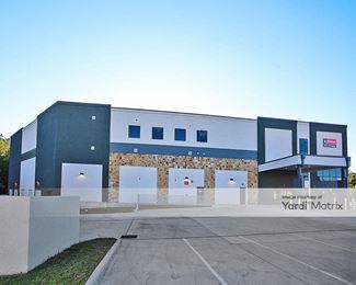 Photo 4 of iStorage - 2135 West Davis Street, Conroe, TX
