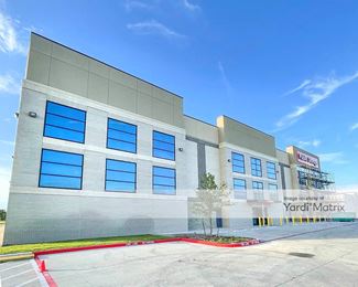 Photo 4 of CubeSmart Self Storage - 7970 Woodbridge Pkwy, Sachse, TX