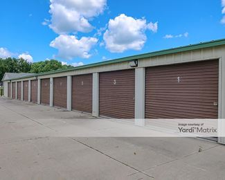 Photo 6 of Streamlined Storage - 304 1st Street North, Altoona, IA