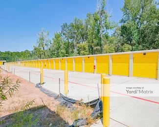 Photo 5 of Public Storage - 1040 Gladstell Road, Conroe, TX