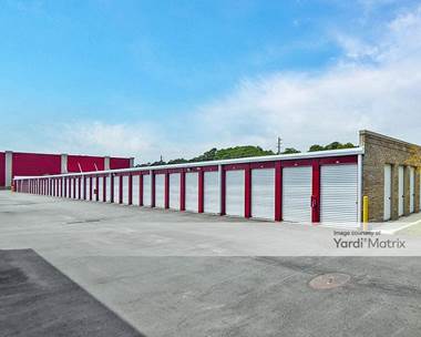 Storage Units for Rent available at 9135 Herlong Road, Jacksonville, FL 32210
