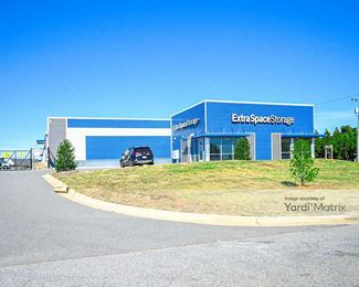 Photo 3 of Extra Space Storage - 1450 East Sunrise Avenue, Thomasville, NC