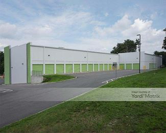 Photo 2 of Devon Self Storage - 5 Foxhill Drive, Walpole, MA