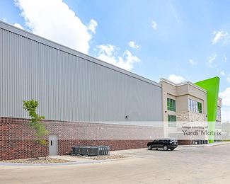 Photo 2 of Public Storage - 19230 Blanco Road, San Antonio, TX
