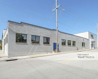 Photo 3 of Extra Space Storage - 1226 Chestnut Avenue, Kansas City, MO