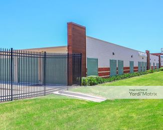 Photo 2 of Move It Self Storage - 5700 East Mile 4 Road, Mission, TX