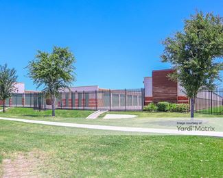 Photo 3 of Move It Self Storage - 5700 East Mile 4 Road, Mission, TX