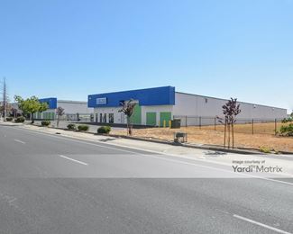 Photo 3 of Stor It Self Storage - 8300 Gerber Road, Sacramento, CA