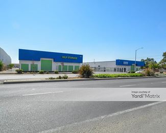 Photo 4 of Stor It Self Storage - 8300 Gerber Road, Sacramento, CA