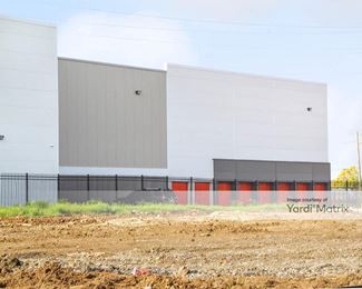 Photo 2 of Public Storage - 2900 Disney Street, Cincinnati, OH