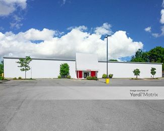 Photo 3 of CubeSmart Self Storage - 5725 South Transit Road, Lockport, NY