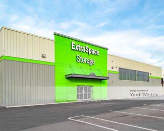 Photo 2 of Extra Space Storage - 7615 North Division Street, Spokane, WA
