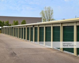 Photo 2 of Storage Rentals of America - 52501 Jimmy's Drive, Shelby Township, MI