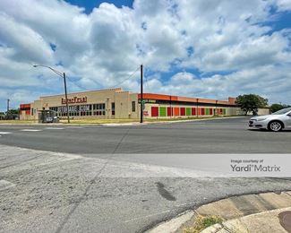 Photo 2 of Butterkrust Self Storage - 2002 Ayers Street, Corpus Christi, TX