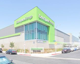 Photo 3 of Extra Space Storage - 6880 Troost Avenue, North Hollywood, CA