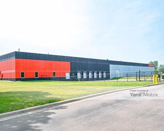 Photo 4 of Public Storage - 875 Montreal Way, Saint Paul, MN