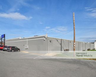 Photo 3 of StorHouse Self Storage - 1449 Lehigh Street, Allentown, PA