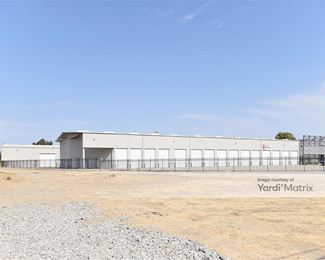 Photo 2 of Mid Valley Storage - 2410 South Santa Fe Street, Visalia, CA